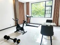 Qiyan Smart Hotel (Guilin High-Speed Railway North Station)