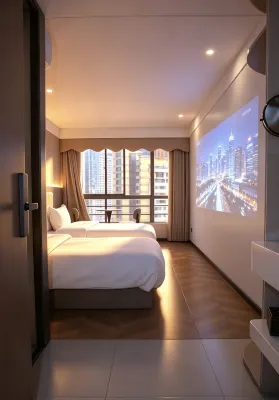 Liwan Riverside Smart Homestay (Chongqing Jiefangbei Pedestrian Street Hong Ya Dong)