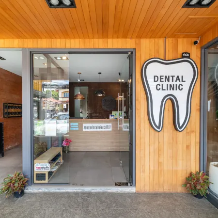 Dent Station Residence Отели рядом с достопримечательностью «Ват-Чалонг»