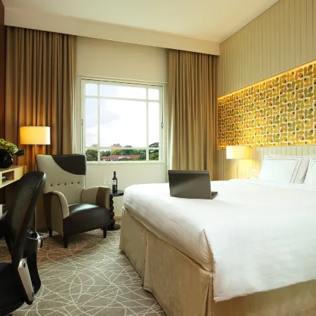 Rendezvous Hotel Singapore by Far East Hospitality Отели рядом с достопримечательностью «Улица Ватерлоо»