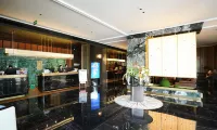 Flower Hotel (Zhengzhou High-speed Railway East Station,)