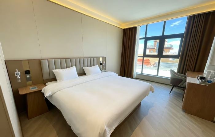 Qidian Hotel (Gangrenboqi Scenic Area)