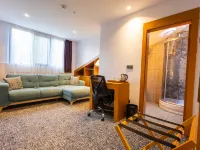 Golden Inn Hotel Uzungöl Hotels in Caykara