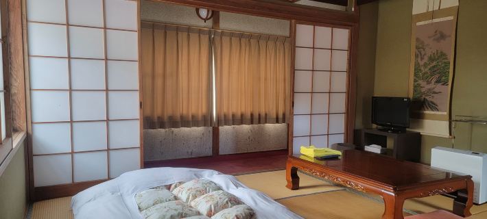 HOTEL MtFuji MoMoAung Hotel di Yamanakako