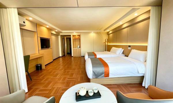 Tiantian Holiday Hotel Apartment (Central Street Sofia Church)