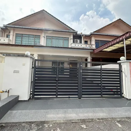 Austin Small gathering house 5min to IKEA JB