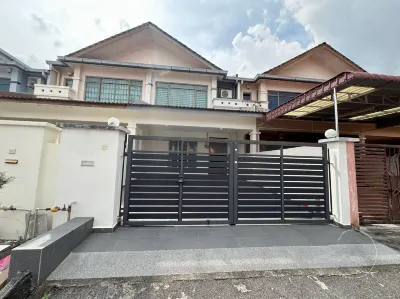 Austin Small gathering house 5min to IKEA JB Hotel di 