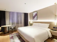 Lavande Hotel (Huludao Suizhong) - parking