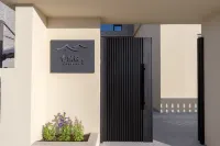 Natural Wake · Calm Wake Designer Homestay