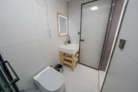 Xingyi Blue Moon Bay Xinglin Courtyard Homestay - New