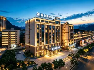 麗呈潮控飯店（河池金城江站白馬步行街店）
