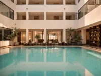 Lugu Lake Qingchen International Lake View Resort Manor (Daluoshui Pier Branch) - piscine