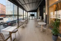 Elite World Inn Istanbul Mahmutbey - Kolam Renang