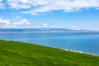 Home2 Suites by Hilton Sayram Lake - Pet friendly