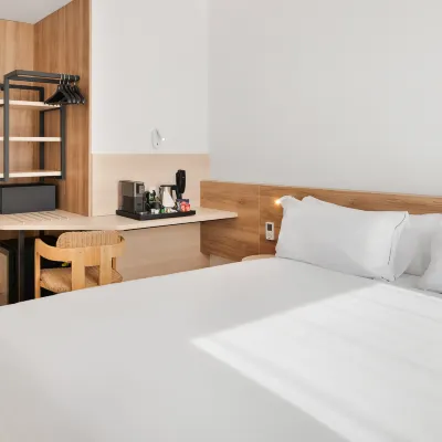B&B HOTEL San Fermín ウセラ周辺のホテル