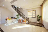 Meizhou Island Lanyu Sunrise Homestay - con vista montagne