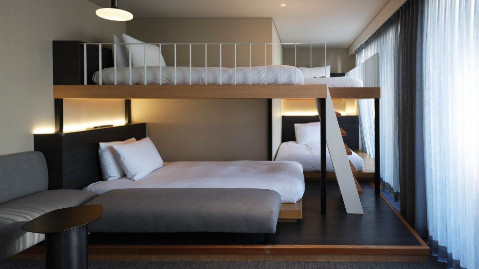 Hotel Tov