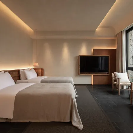 Feiniaoji x Yuanbai (Yimeng Mountain Montong Wonderland Resort)