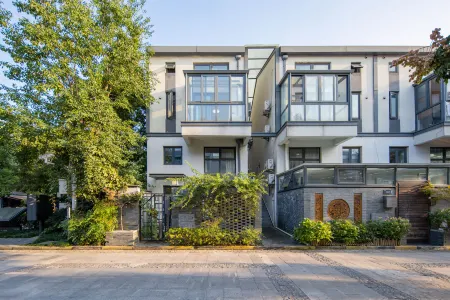 Xuguang Holiday Villa (Zhujiajiao Ancient Town) Отели рядом с достопримечательностью «Caibang Village»