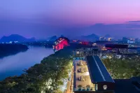 โรงแรมวิง โรงแรมใกล้หน้าต่างบริการอธิบาย