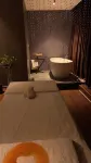 Yazhijia Zhixiang Hotel (Hengshan Branch) - parking