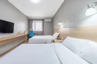 上海芯倫ホテル 江蘇科技大学上海事務所周辺のホテル