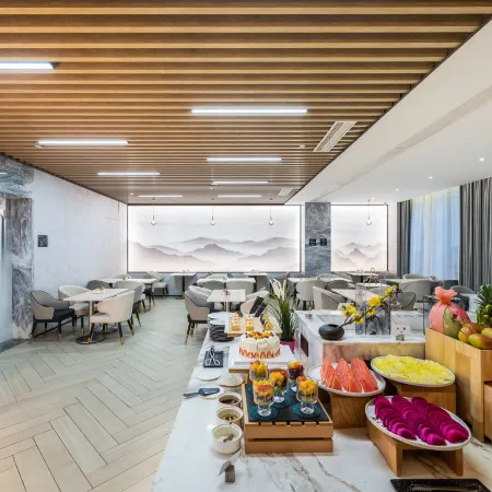 Atour Hotel,Ma'anshan City Center East Railway Station