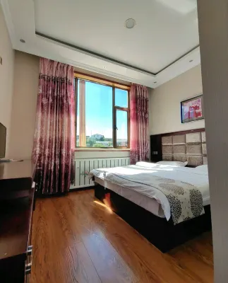 Luqu Hongshiya Holiday Hotel