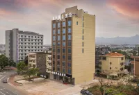 Four Seasons Premium Hotel Các khách sạn gần Heyuan Bus Terminal Puqian Station