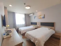 Home InnNeo (Chengdu Chunxi Road Taikoo Li Shuyuan Street Shop) Hotel a 