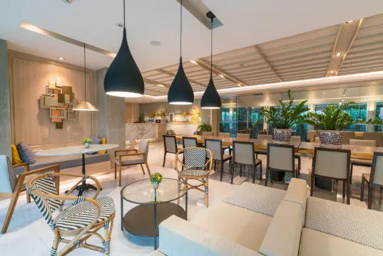 โรงแรมคูณ สุขุมวิท