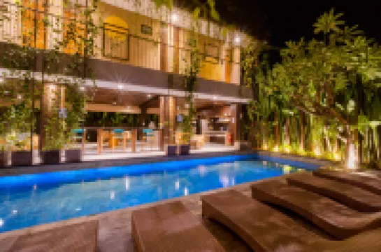 タナガ・コーリビング