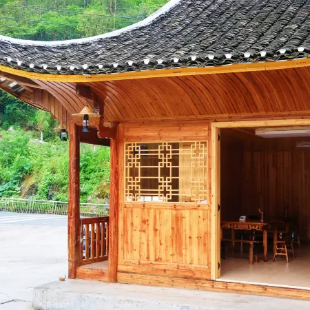 Hefeng Xiaokunlun Homestay