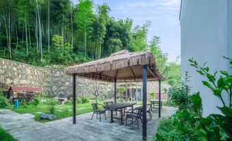 Linxi Secret Land Mountain and Wild Summer Resort