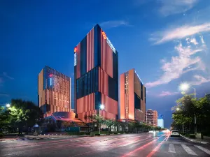 Zhengzhou East Railway Station Longzihu University District Yuanxi Hotel