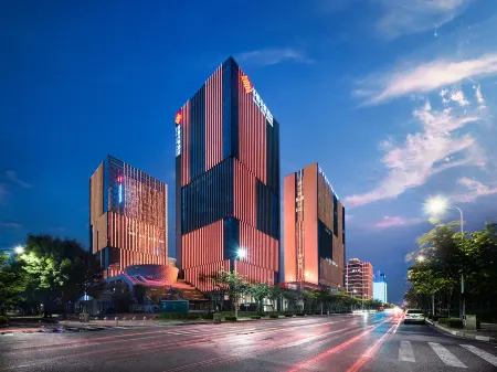 QIANNAHOTEL SPLENDOR（Zhengzhou East Railway Station Longzihu University District） Отели рядом с достопримечательностью «Henan Agricultural University (Longzihu Campus)»