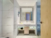 Kyriad Marvelous Hotel (Fangchenggang Administration Center, High Speed Railway Station) Hotels in Fangchenggang