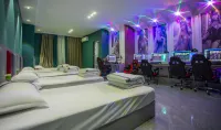 Shangjing Hotel (Qujing Malone Water Park)