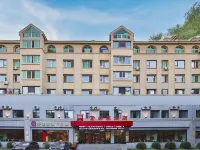 Ibis Hotel (Tonghua Binjiang West Road) Hotels in Dongchang District