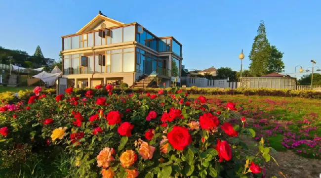 Nanjing Huanglong RUIXUAN TING YUAN