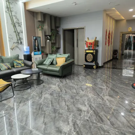 Hongqiang Maker Hotel