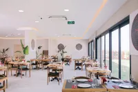 Ramada by Wyndham Cesme - Gym