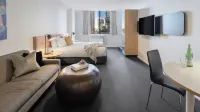 Oaks Perth Hotel - Condos