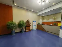 Yijia Hotel (Zhecheng Yigao)