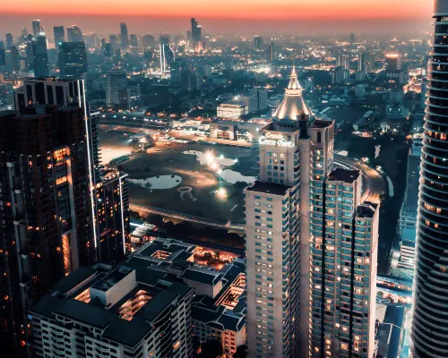 Grande Centre Point Hotel Ratchadamri Bangkok Отели рядом с достопримечательностью «Алтари на перекрестке Ратчапрасонг»