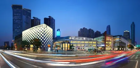 Slow Utopian Homestay (Shenzhen Hongling Subway Station)