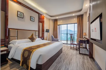 Yongshun Jifeng Resort Hotel
