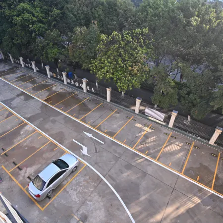 Magnotel Hotel (Mengzi Yinhe Road)