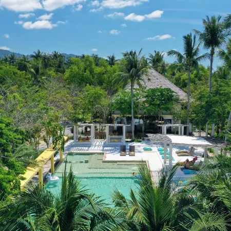 Summer Luxury Beach Resort & Spa