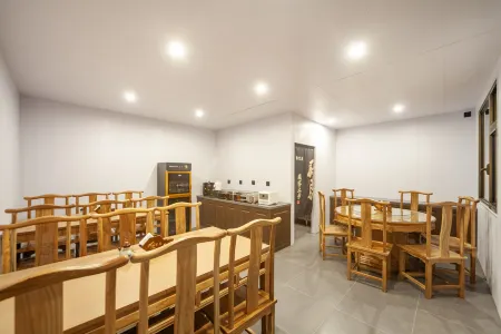 Yakeju Bed and Breakfast Отели рядом с достопримечательностью «Jinge Temple»